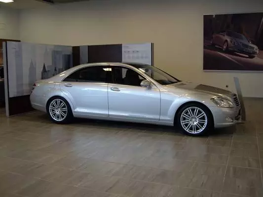 Mercedes-Benz S 500 5.5dm3 benzyna 221 I171K0 NZBBB502